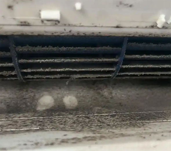 沧州市空调吹的风有股烧焦味是怎么回事